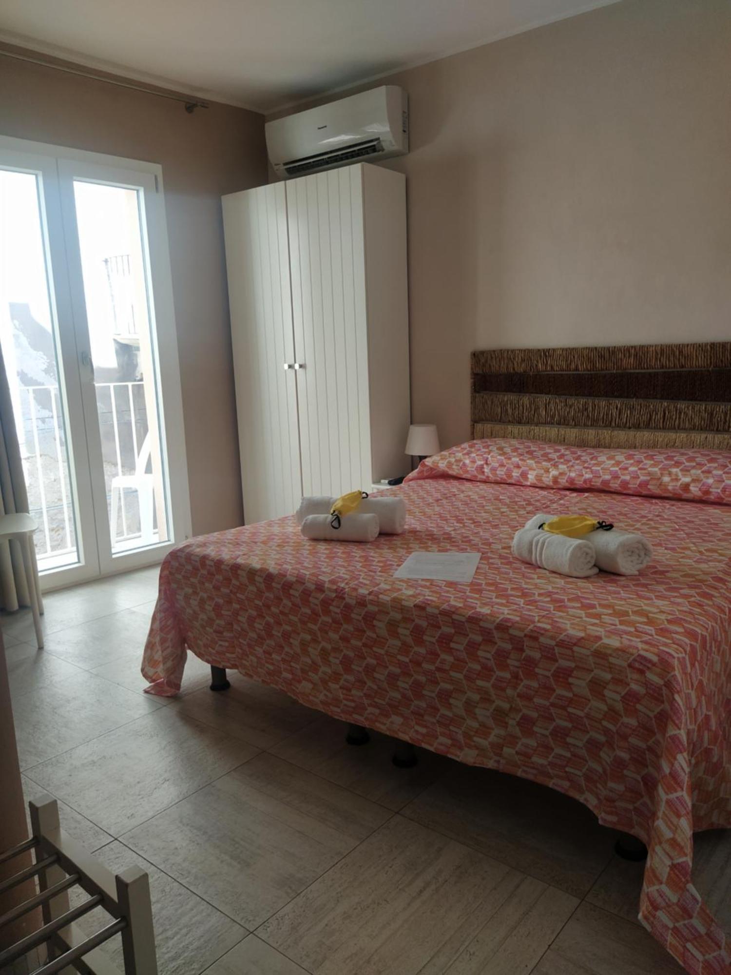 Angelo Apartments & Rooms Trapani Chambre photo